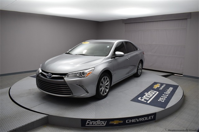 Pre Owned 2017 Toyota Camry Hybrid Xle 4d Sedan In Las Vegas Pre Owned 2017 Toyota Camry Hybrid Xle