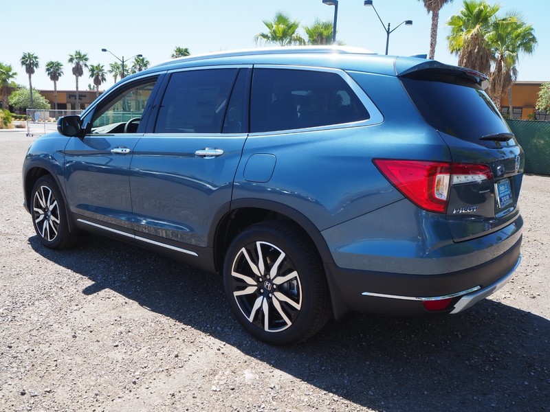 New 2020 Honda Pilot Touring 7 Passenger With Navigation - 