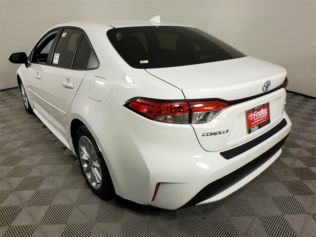 new 2021 toyota corolla le 4d sedan in henderson 210077