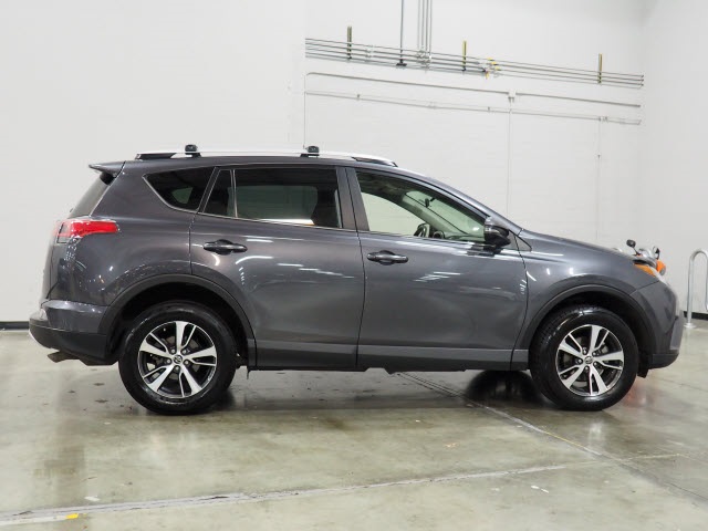 Pre Owned 2016 Toyota Rav4 Xle 4d Sport Utility In Wilsonville Pre Owned 2016 Toyota Rav4 Xle